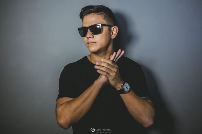 DJ J Maia leva vibe de Ibiza para ‘LOVE XMAS’ em Manaus