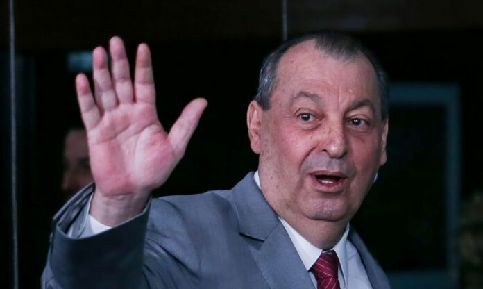 Omar Aziz lidera disputa para governo do Amazonas em 2026