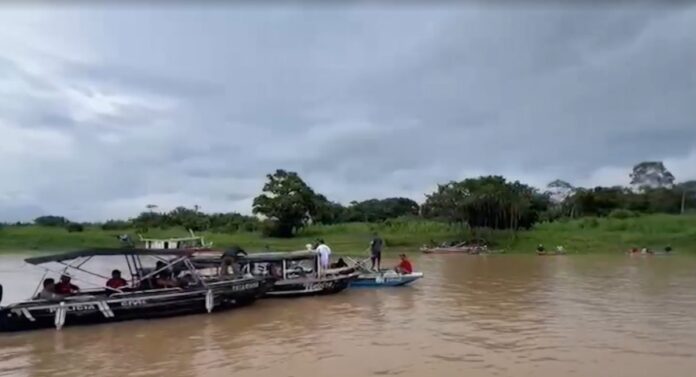 Notícias do Amazonas – Mergulhador desaparece em busca de motor rabeta em Nhamundá