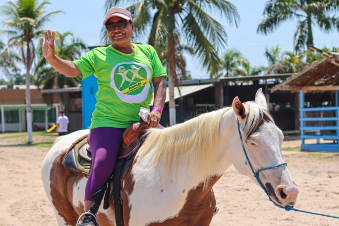 Notícias do Amazonas – Projeto Pé na Estrada conecta idosos à natureza amazônica