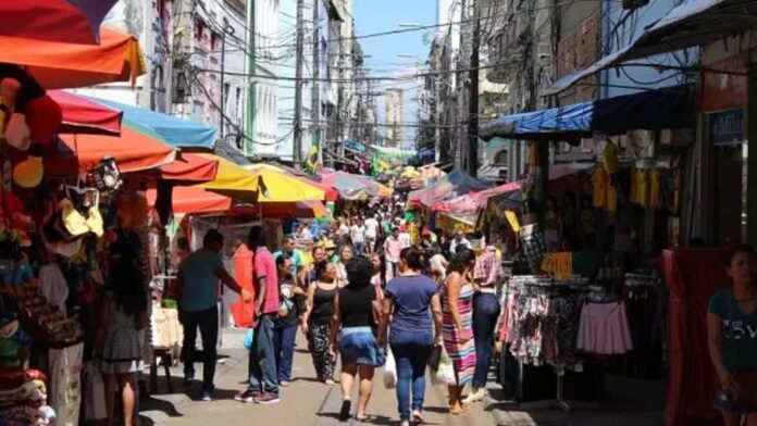 Notícias do Amazonas – Horários diferenciados para o comércio em Manaus no Natal e Ano Novo