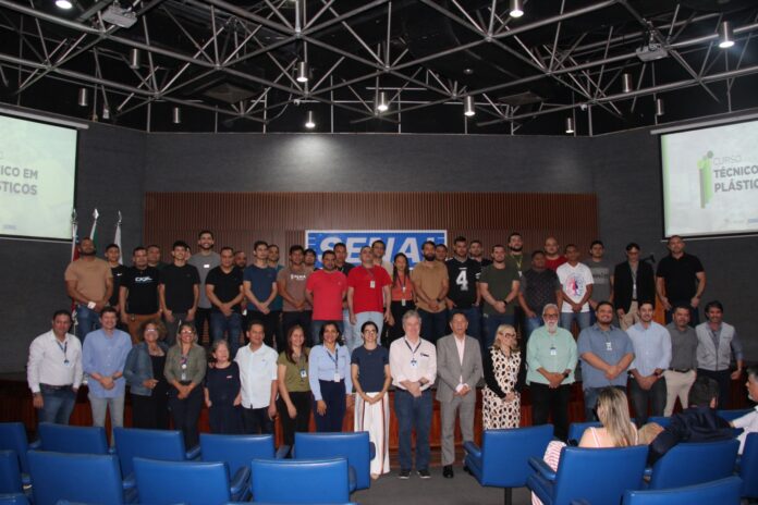 Notícias do Amazonas – SENAI Amazonas oferece curso técnico em plásticos para reciclagem