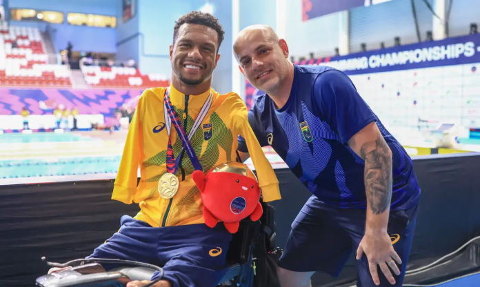 Gabrielzinho, campeão mundial, exalta a parceria com seu treinador Fábio Antunes