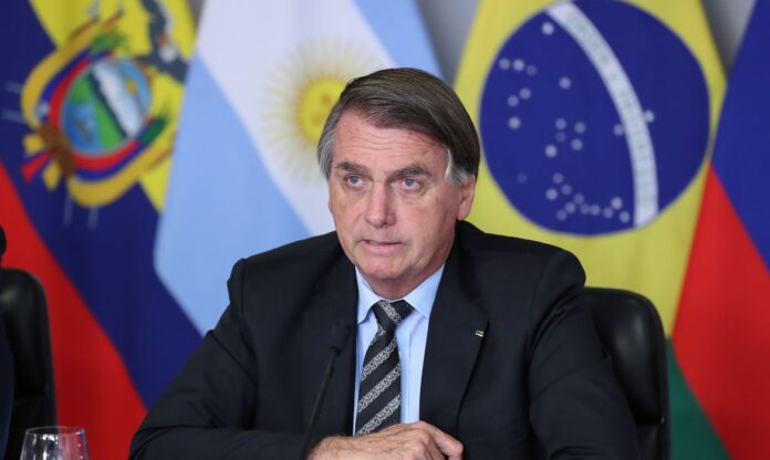 Notícias do Amazonas – Bolsonaro inicia reabilitação e prevenção de trombose após cirurgia