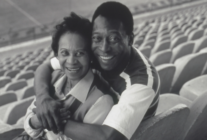 Dona Celeste Arantes, matriarca de Pelé, falece aos 101 anos em Santos