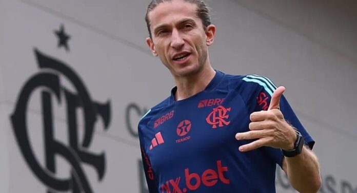 Flamengo e Filipe Luís selam acordo e garantem permanência até 2027