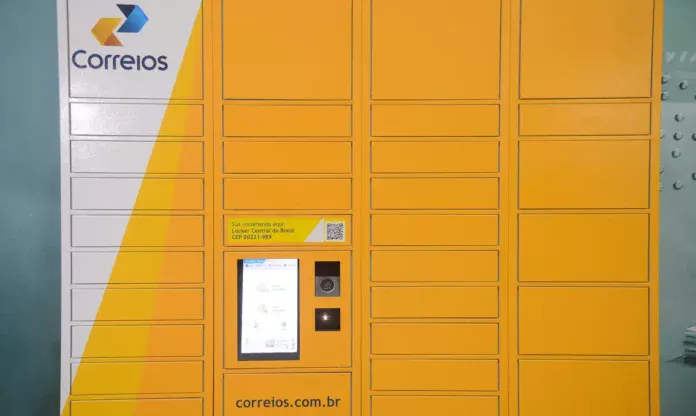 Correios implementam armários inteligentes para entrega de encomendas no RS