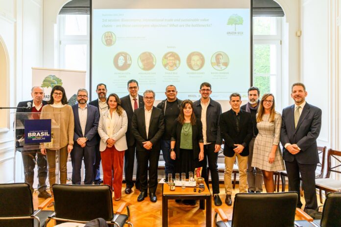 Notícias do Amazonas – Memorial Chico Mendes promove debate sobre sociobiodiversidade na Europa