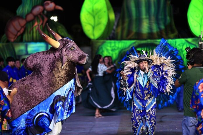 Notícias do Amazonas – Início do Festival Folclórico destaca a magia dos bois-bumbás