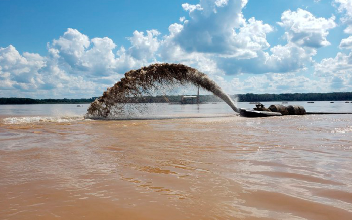 Notícias do Amazonas – Licitação para dragagem no rio Solimões é suspensa pelo DNIT