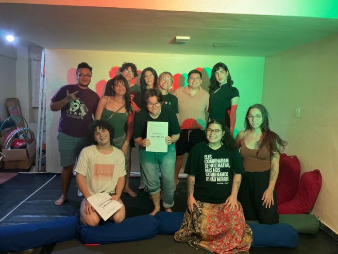 Notícias do Amazonas – Beckinha ministra oficina de atuação para “A Doente Hereditária