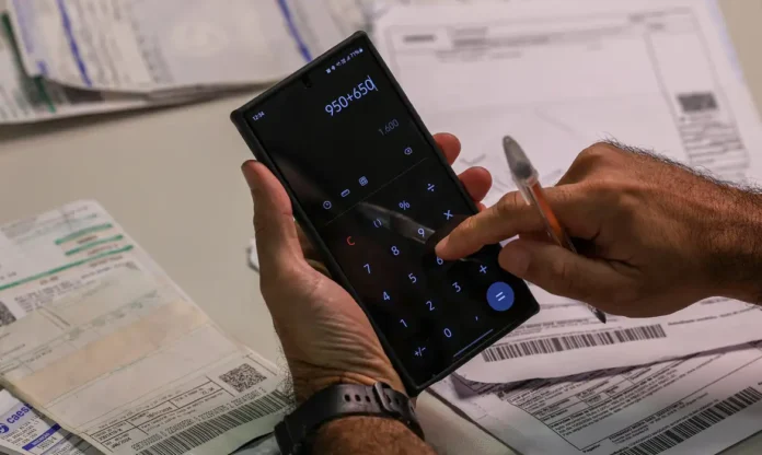 Planejamento financeiro: especialistas ensinam a evitar dívidas no início do ano