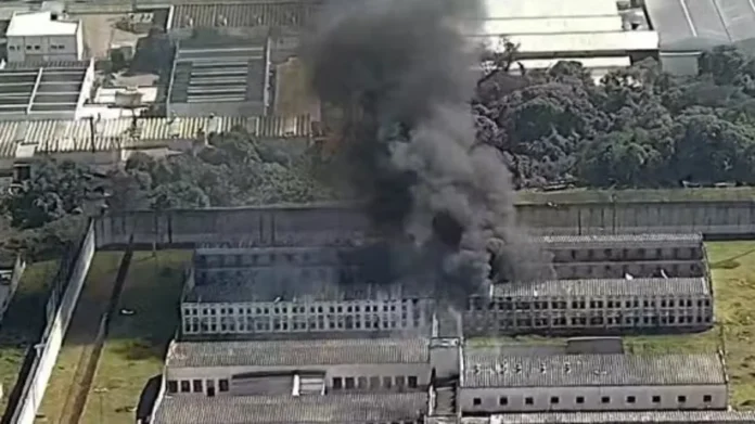 Motim em presídio de São Paulo resulta em incêndio e danos estruturais